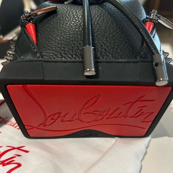 Christian Louboutin explorafunk key ring studded Crossbody bag made in Italy - Picture 15 of 16